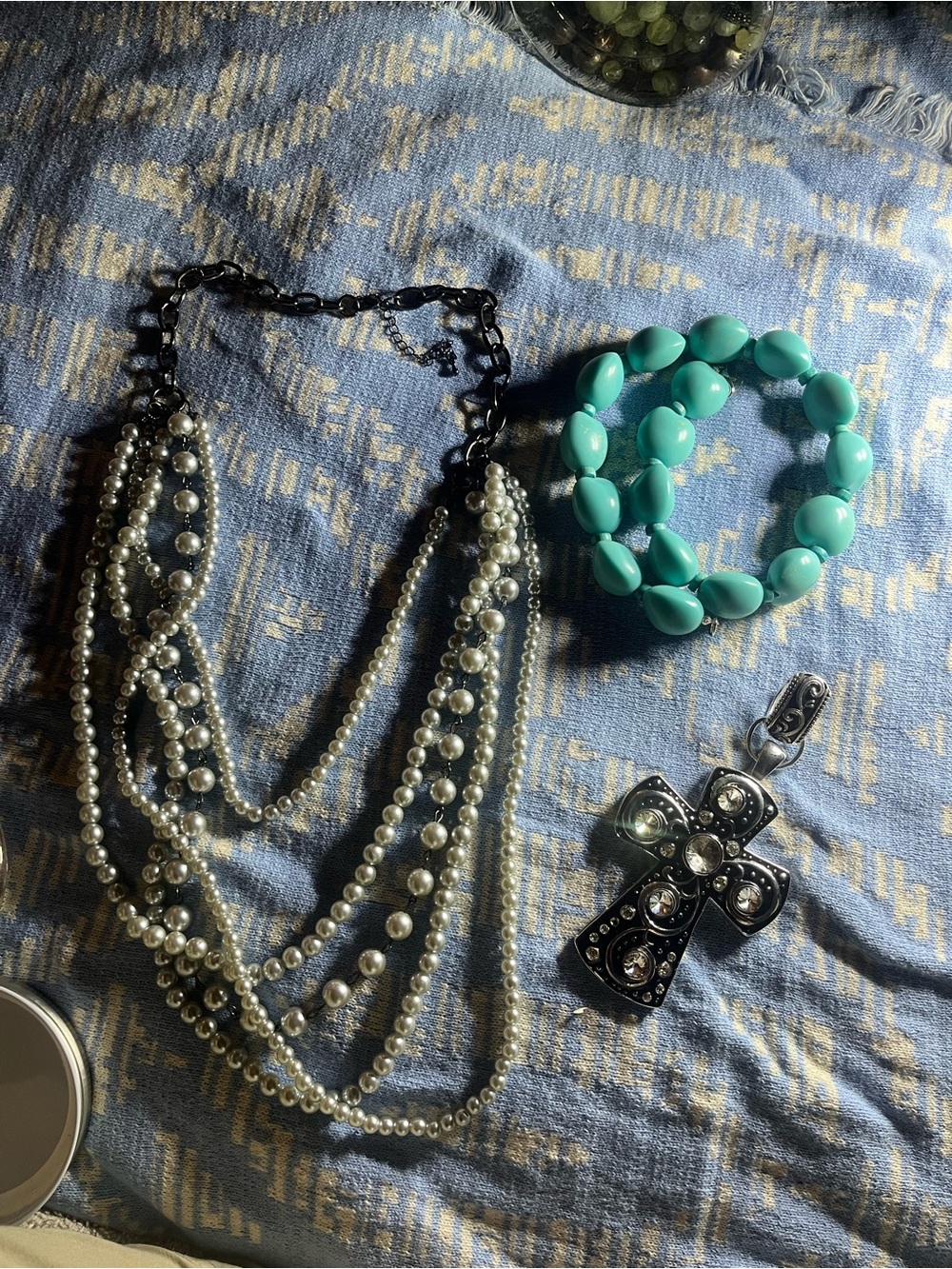 3p Multi-Strand Pearl Necklace with Turquoise Stretch Bracelet and Cross Pendant